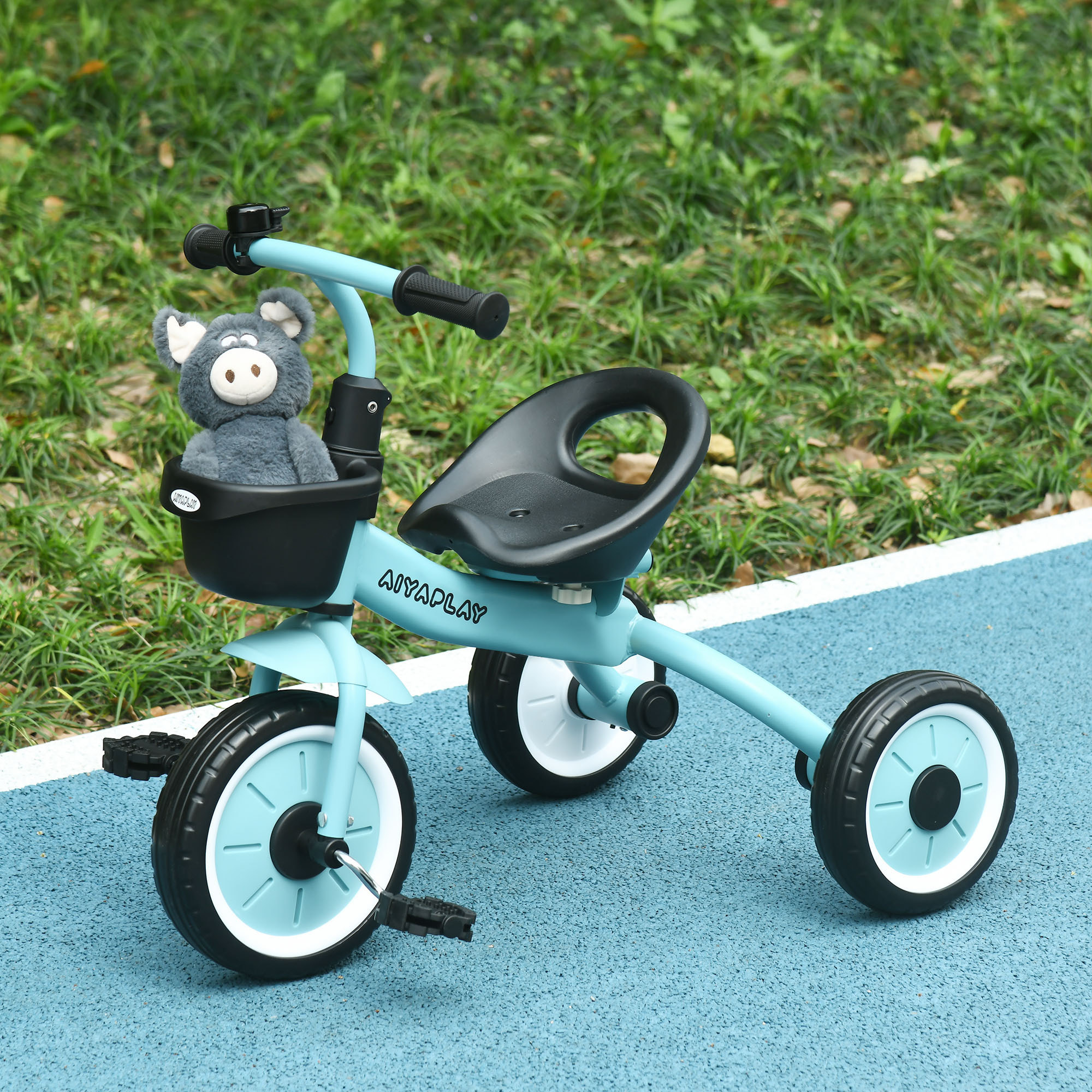 Tricycle enfant multi-équipé garde-boue sonnette panier pédales antidérapantes siège réglable avec dossier métal bleu ciel