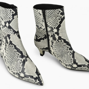 BOTINES ANIMAL PRINT CHIKI