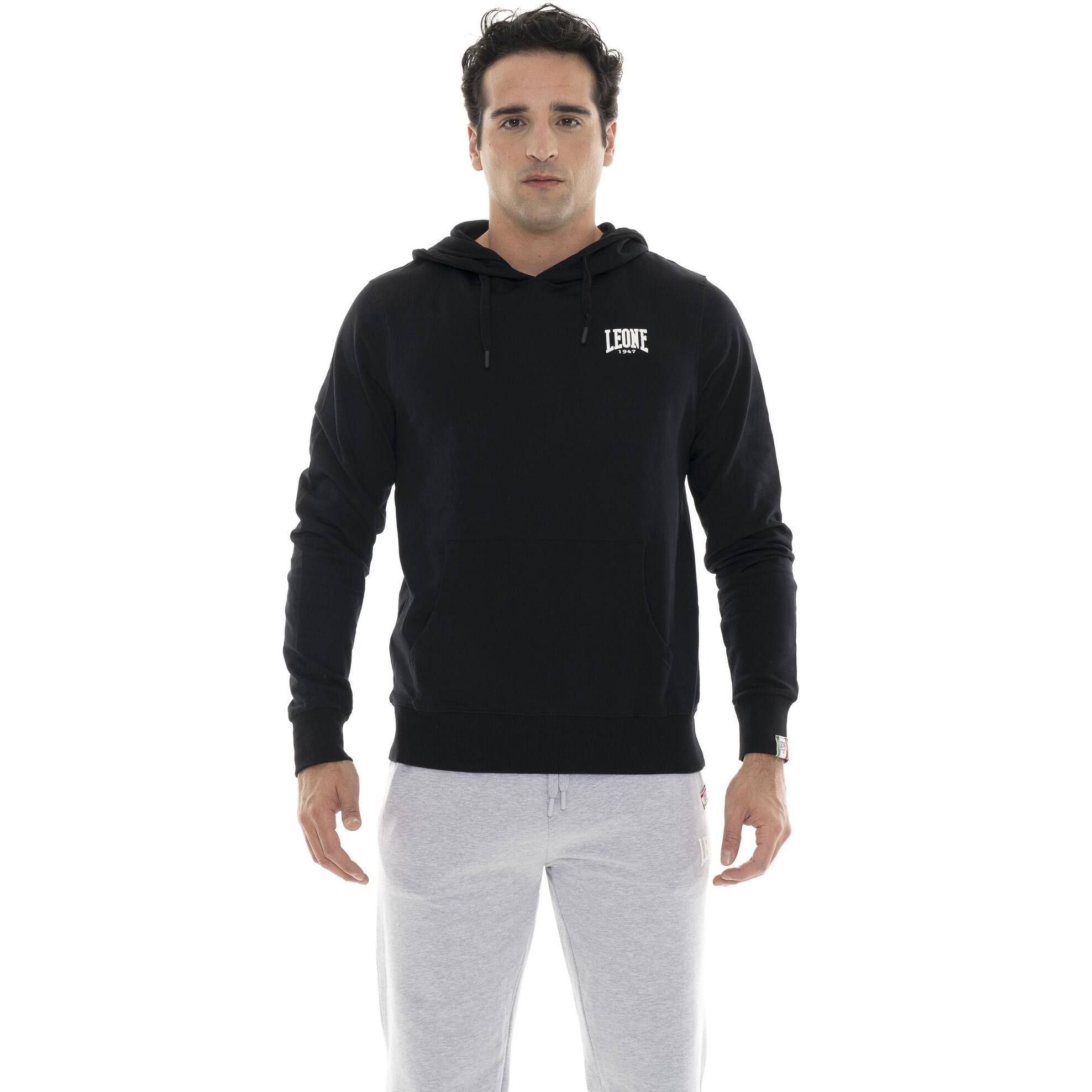 Sudadera de invierno para hombre con capucha y pequeño logo 'Basic'