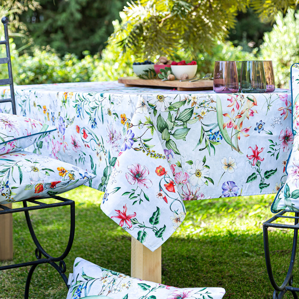 Nappe en résiné anti-tache MAGGIO - 100% coton résiné - plusieurs dimensions