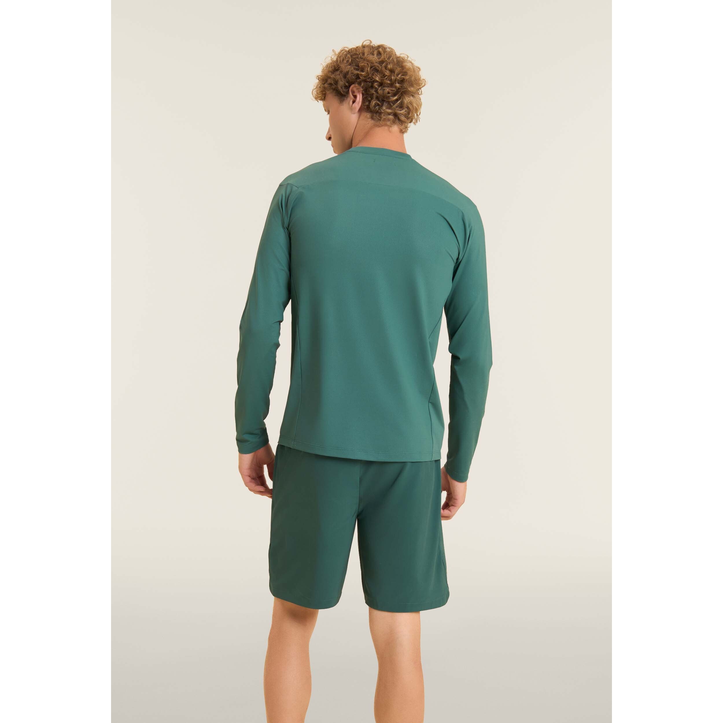 T-shirt slim manica lunga con fit tecnico