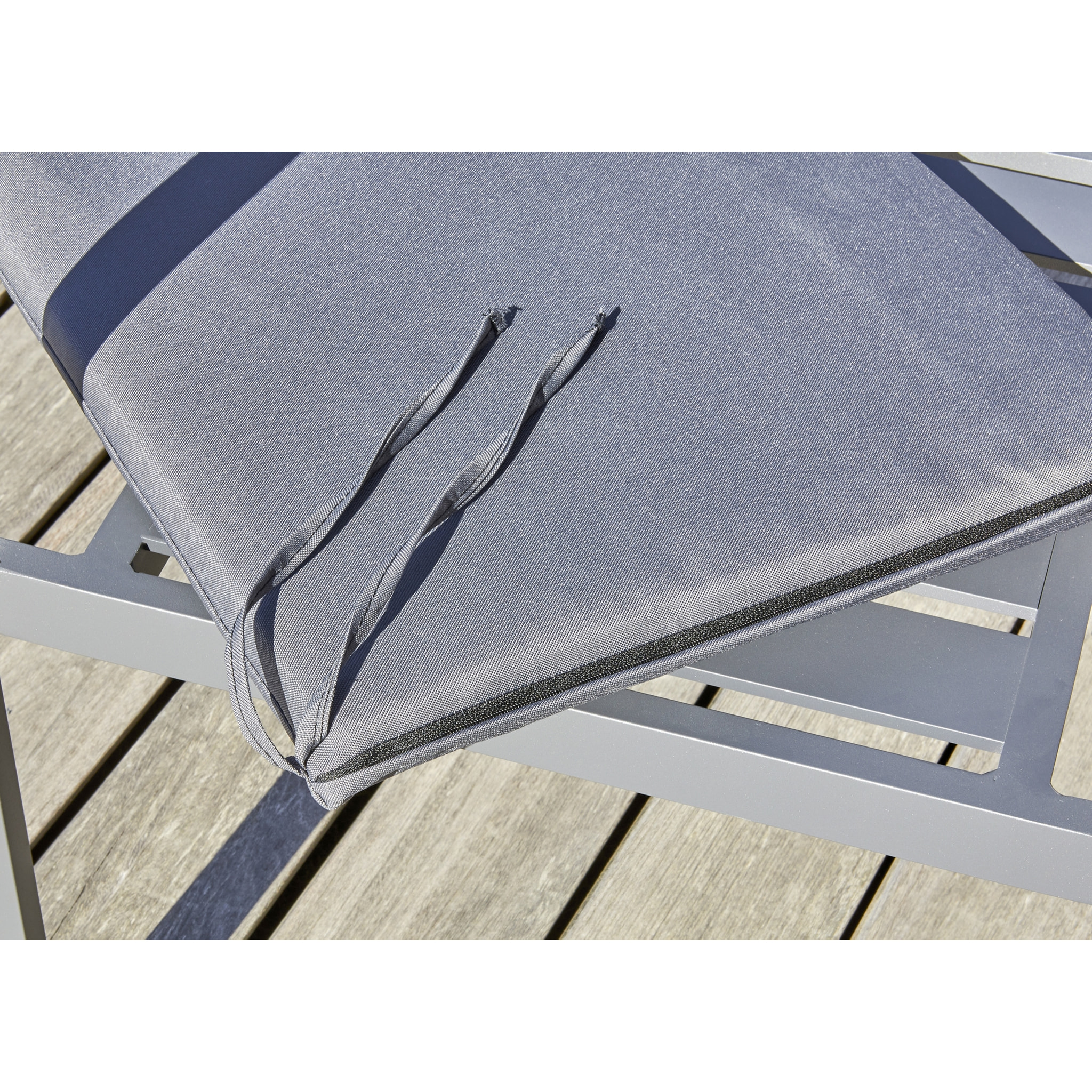 PELOSA - Fauteuil de jardin empilable en aluminium gris anthracite