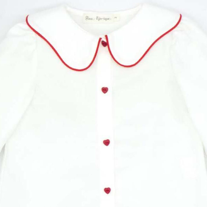 Camisa con cuello en forma de nube blanca