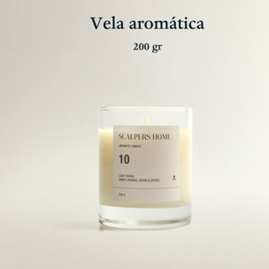 Set de 4 velas aromáticas de 200gr con aromas de light green, white lotus, light peach y stone scalpers