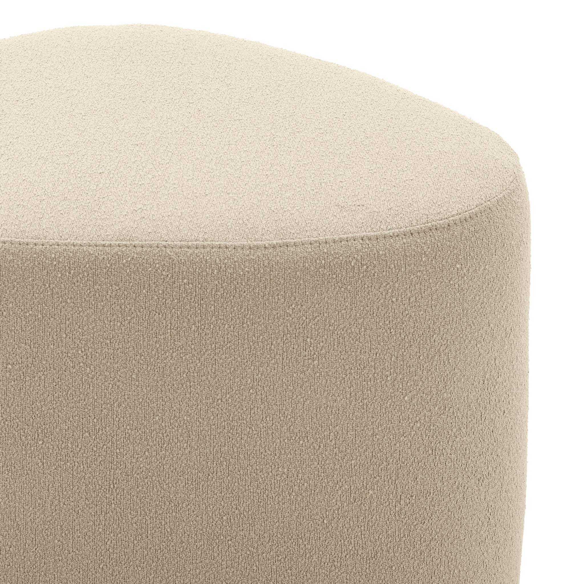 tabouret. pouf en forme de galet en tissu beige. TAO L 60 x P 44 x H 40cm