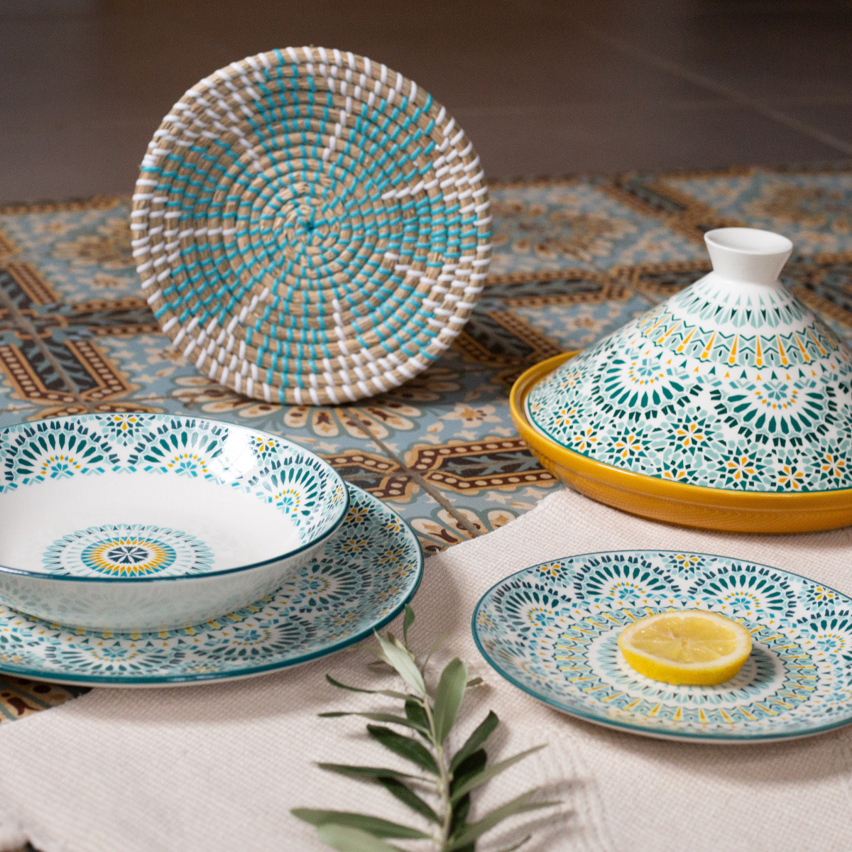 Assiette décorative en jonc O35 cm, Mandala