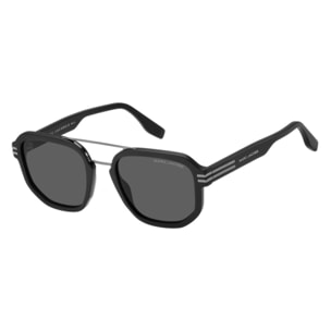Marc Jacobs Contemporary sophistication MARC588S