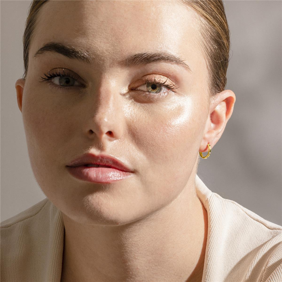 Pendientes Lux by Lux acabados oro amarillo 18k