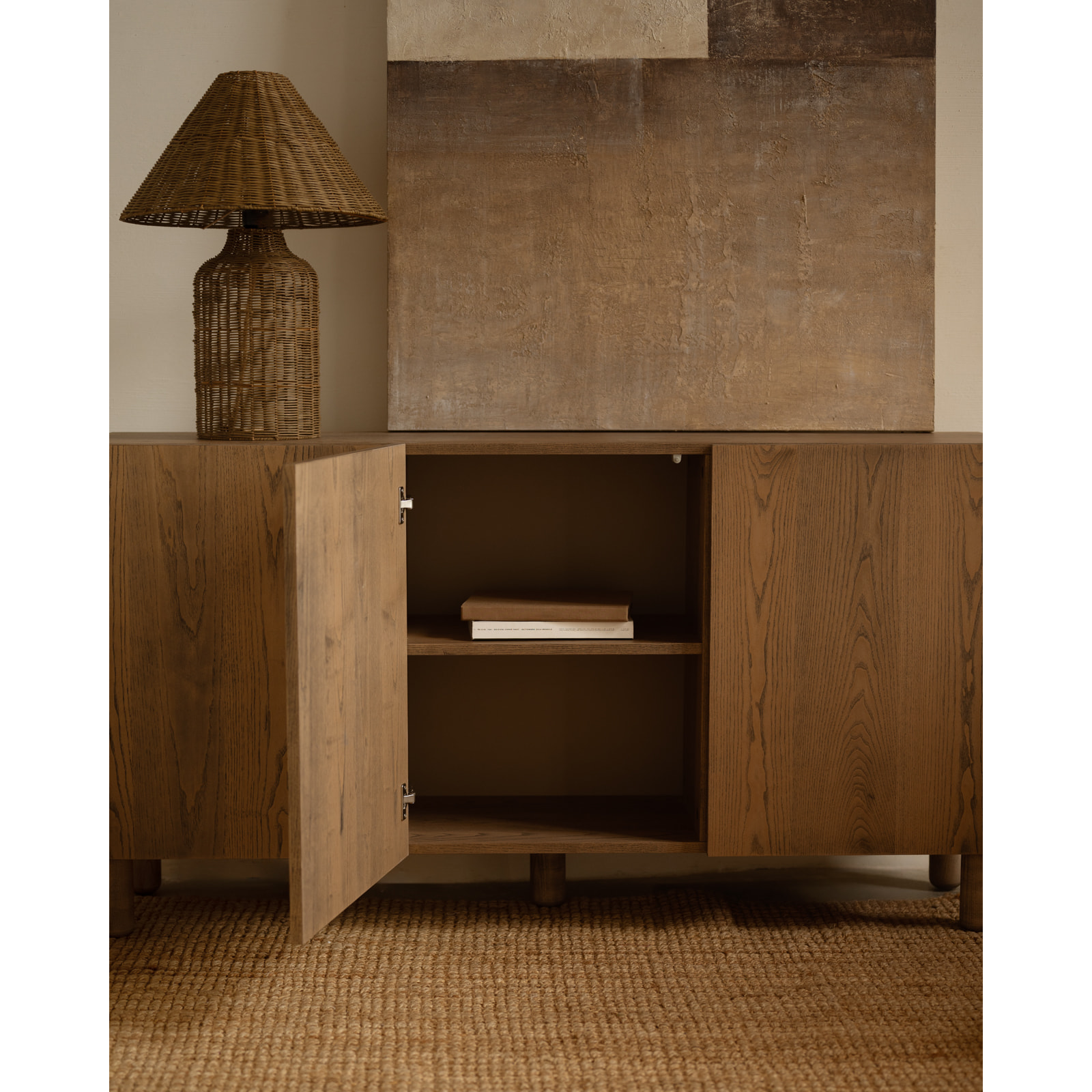 Buffet avec 3 portes en bois de placage de frêne naturel en teinte noisette de 160x40cm Hauteur: 85 Longueur: 160 Largeur: 40