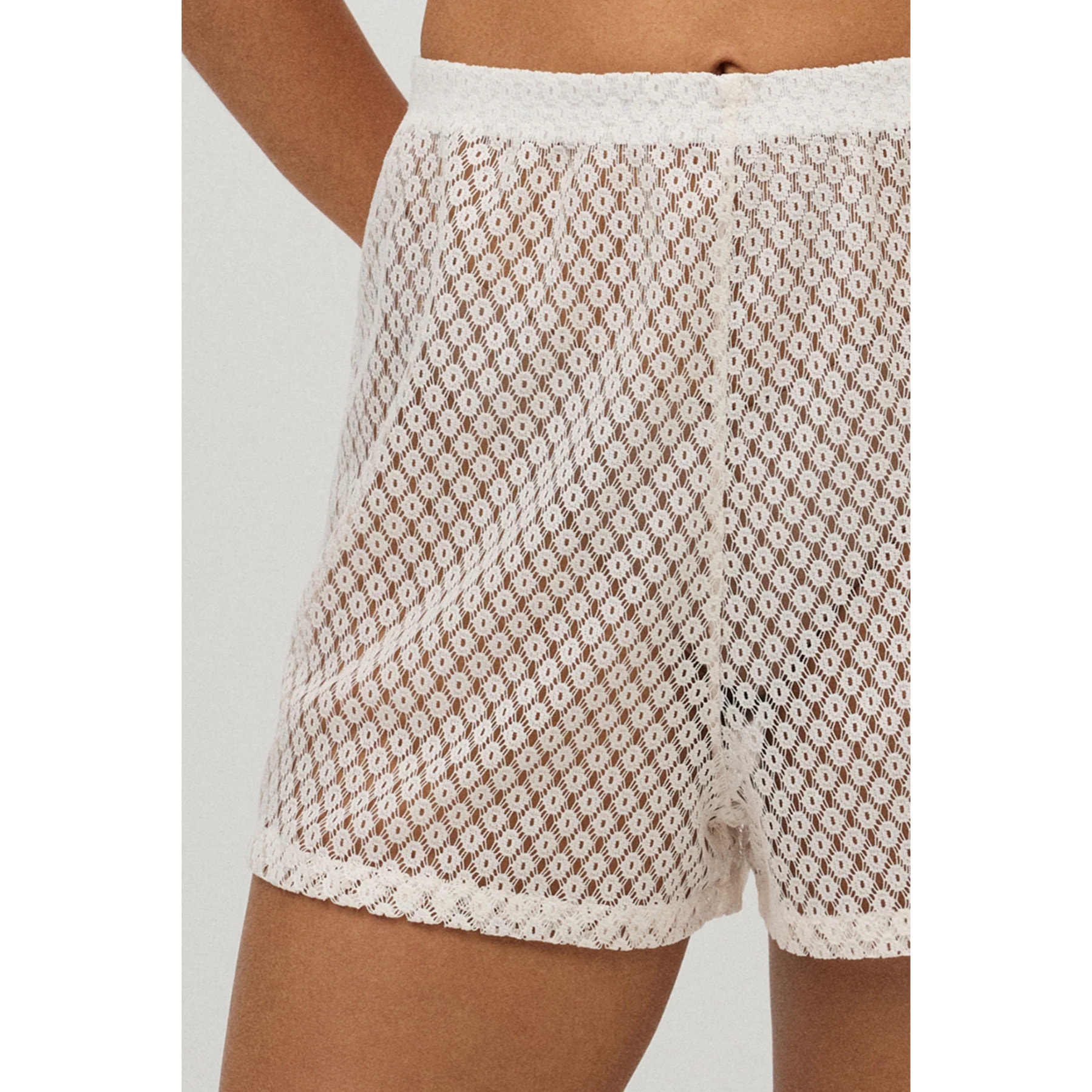 Shorts traforati avorio