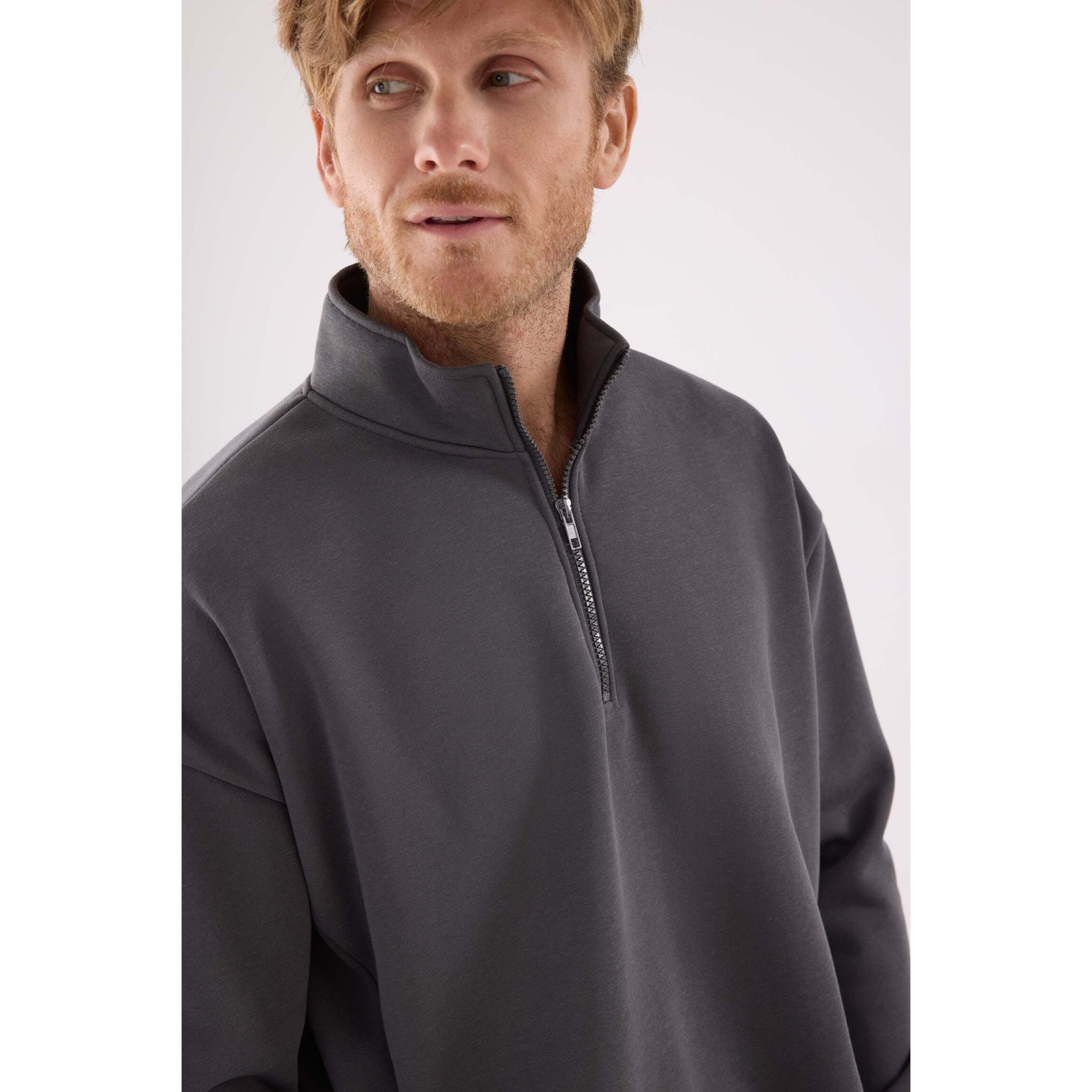 Sudadera deportiva hombre afelpada semi cremallera gris marengo