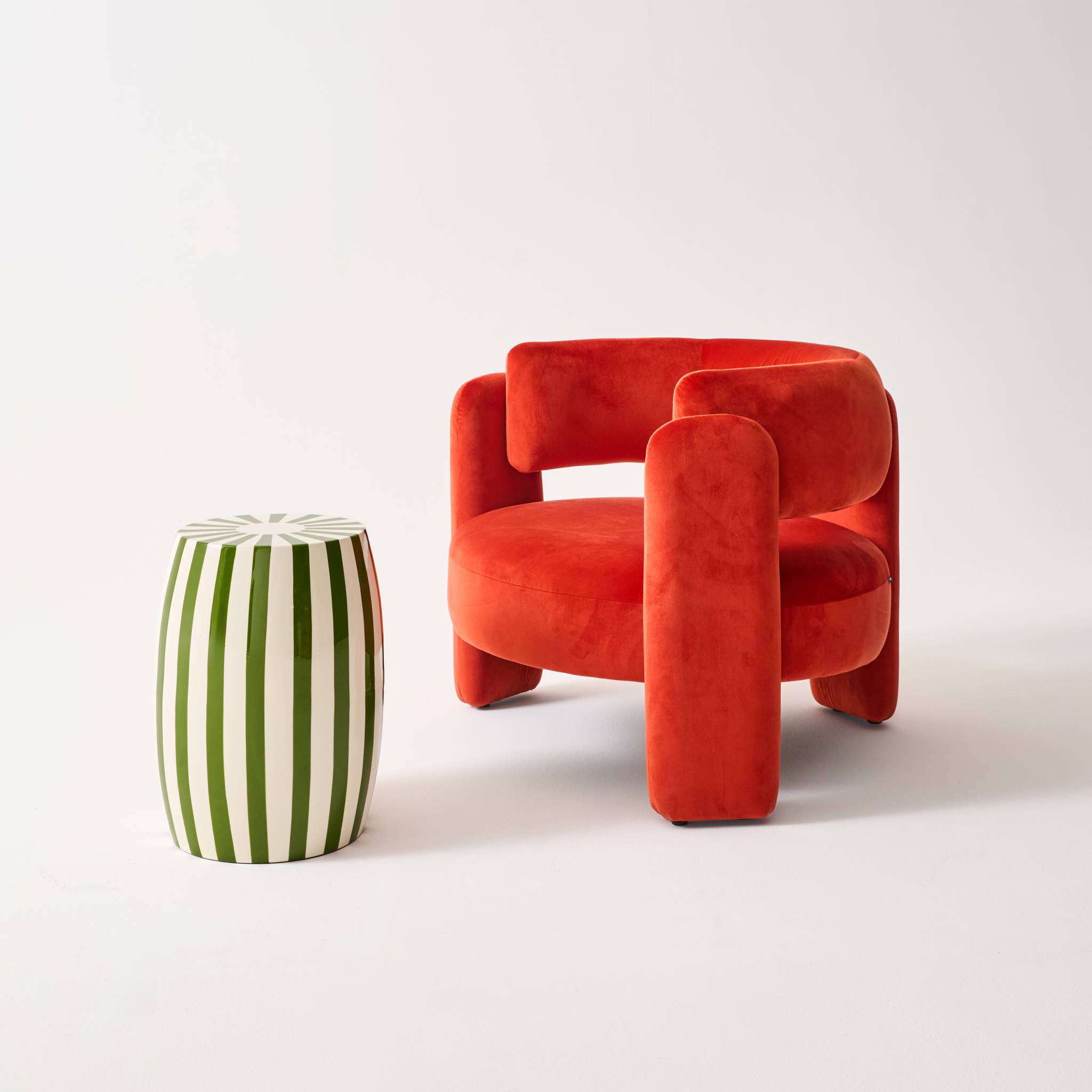 Table d'appoint. bout de canapé. table de chevet acier émaillé. vert et blanc Ø35 x H 46cm - Mizzy