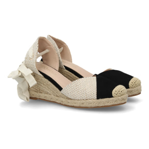 Alpargata de cuña baja de esparto con cintas