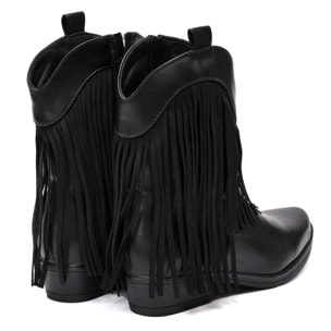 Stivaletto in simil pelle con frangia