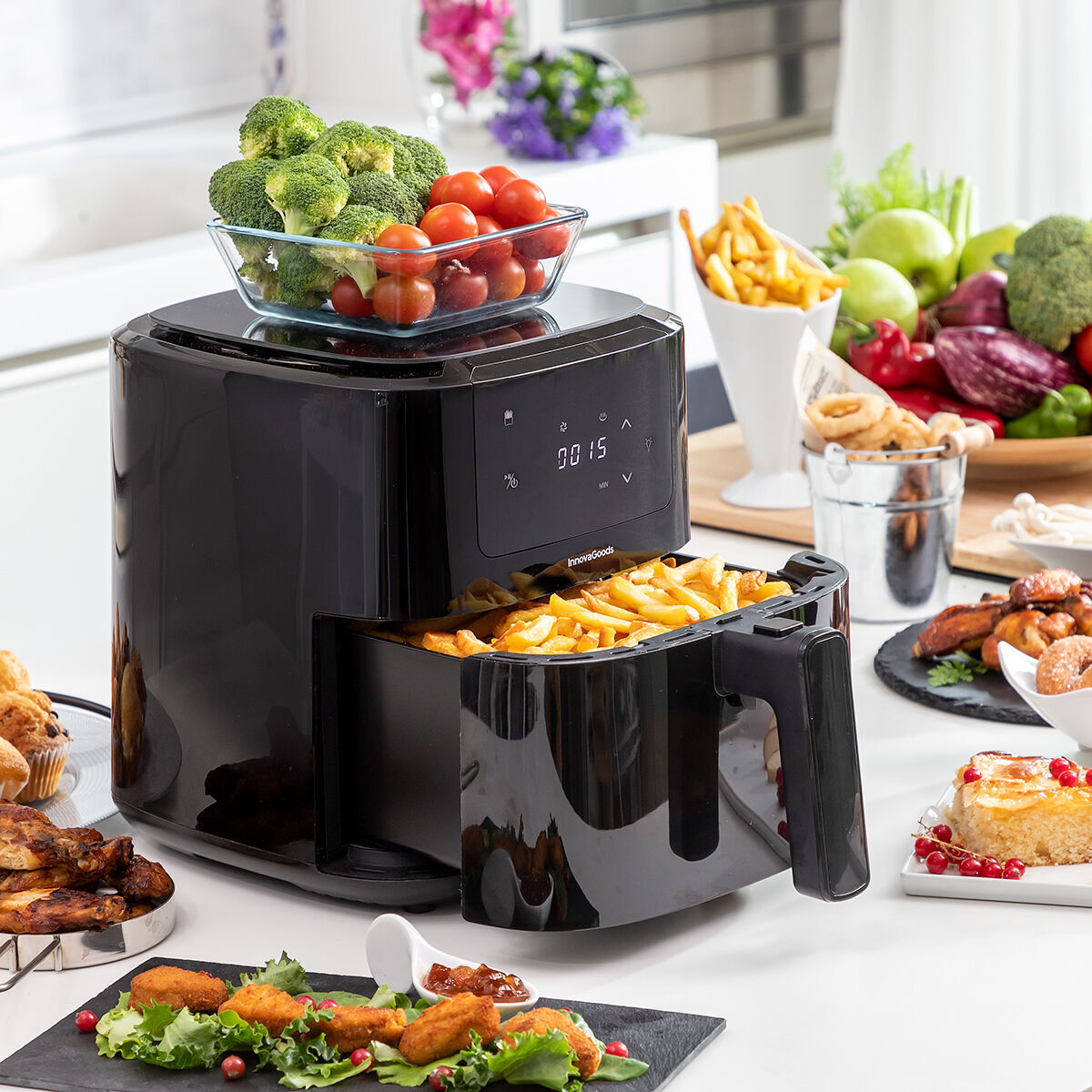Pack Friteuse à Air avec Balance et Panier en Silicone Pliable pour Friteuses à Air InnovaGoods