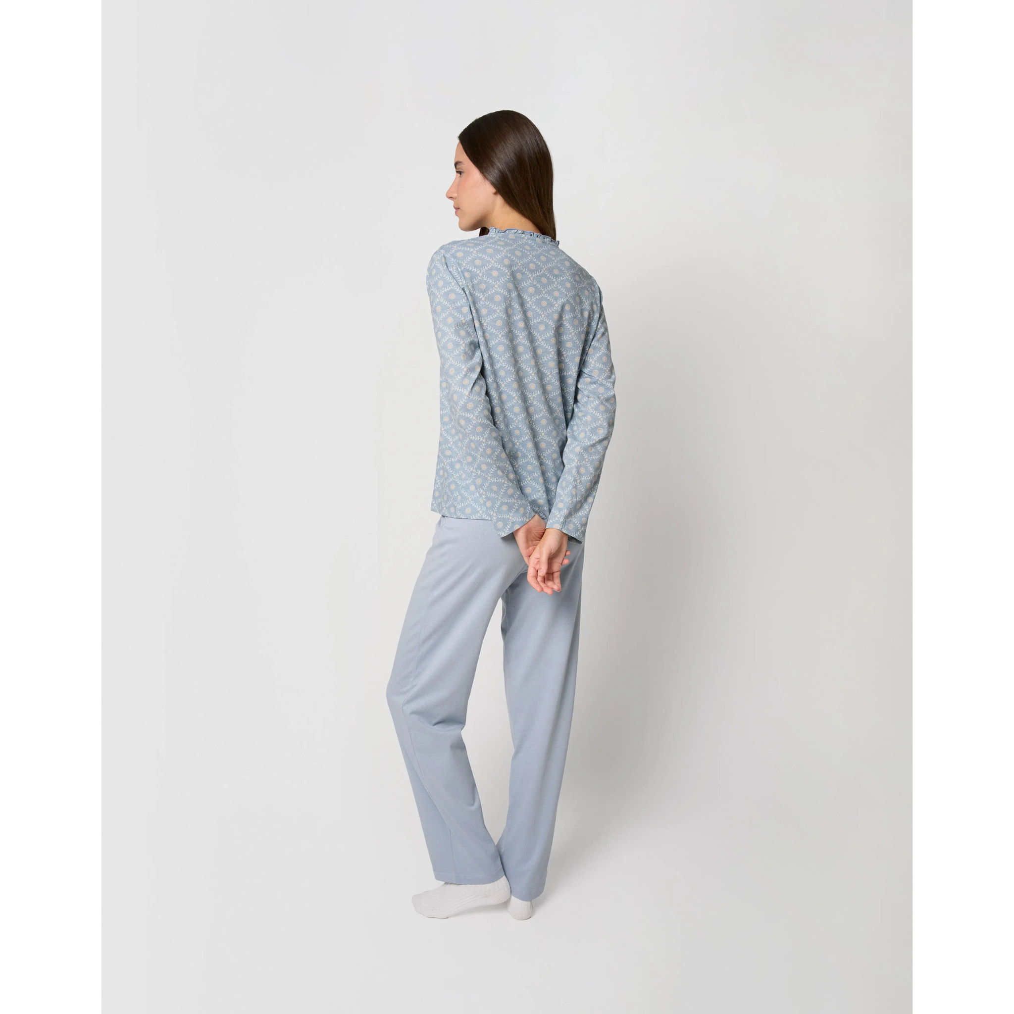 Pijama largo algodón frunce yana celeste