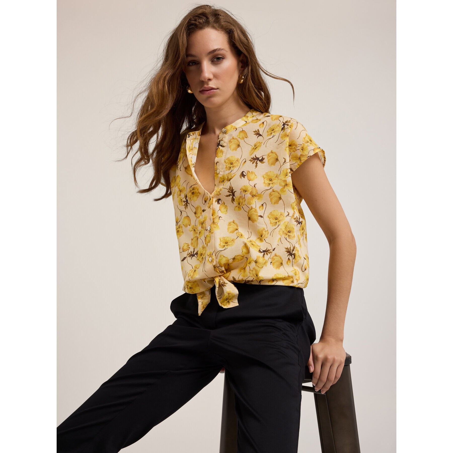 Motivi - Camisa estilo coreano con estampado floral - Amarillo