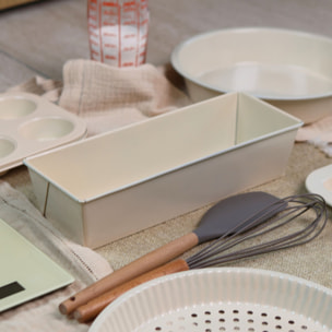 Moule à cake en acier carbone crème 30,5cm COLORAMA