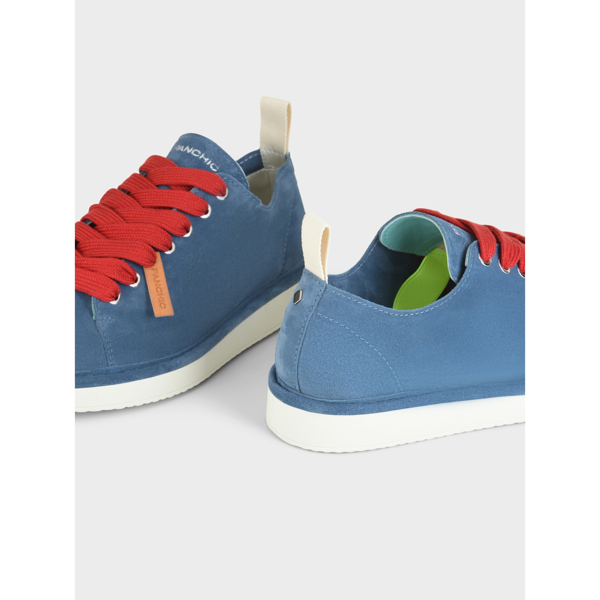 ZAPATO CON CORDONES HOMBRE P01 DE ANTE AZUL BÁSICO ROJO