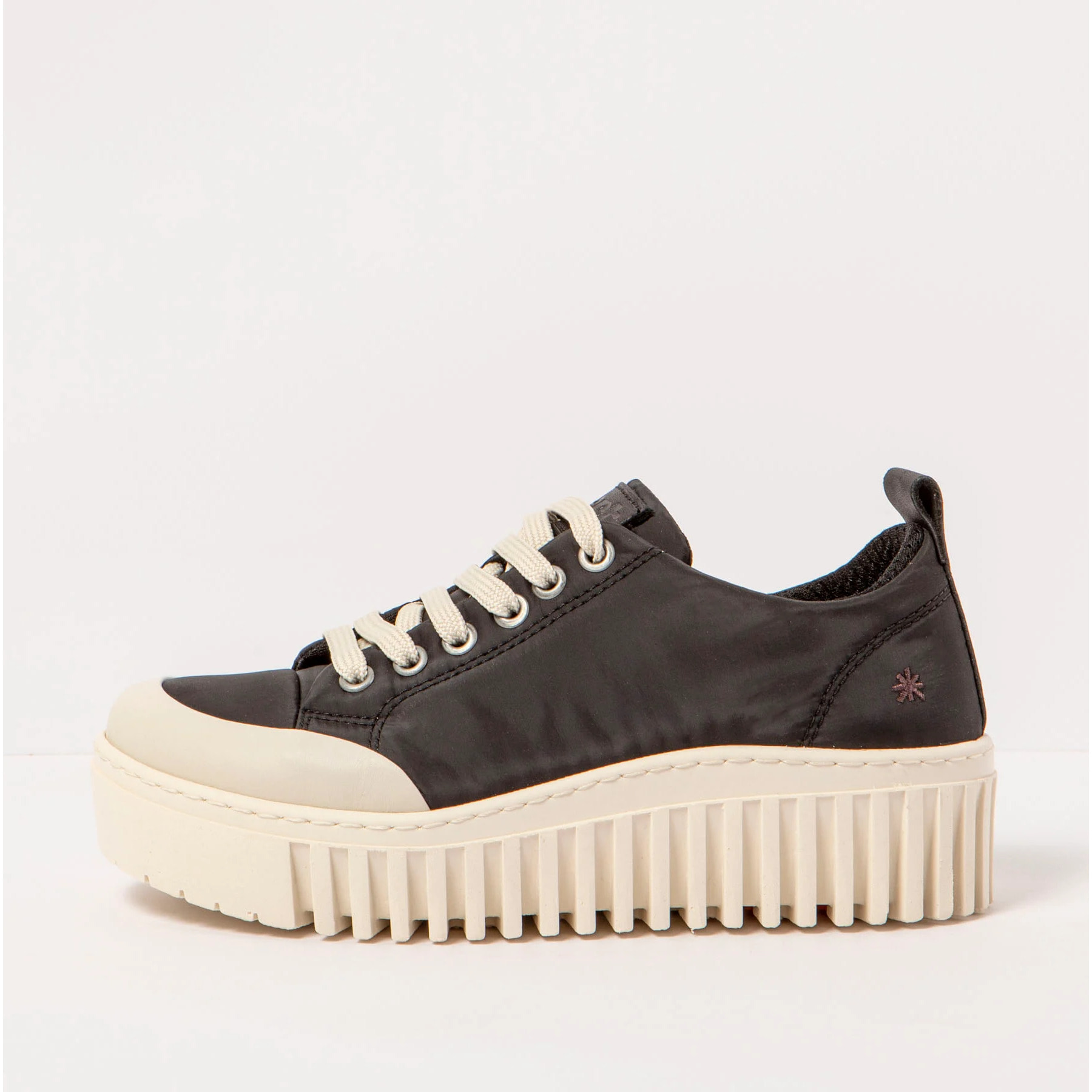 Zapatos 1534 NYLON BLACK/BRIGHTON color Black