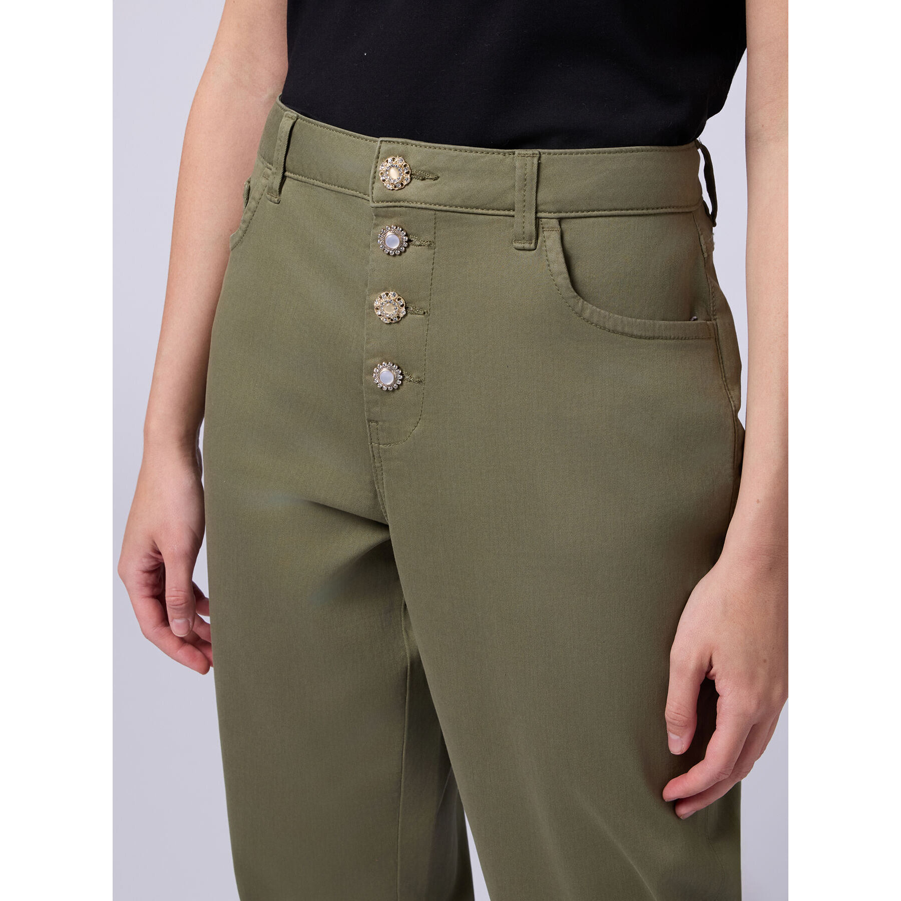 Oltre - Pantaloni boyslim in cotone/lyocell - Verde militare