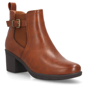 Botines Chelsea con hebilla decorativa