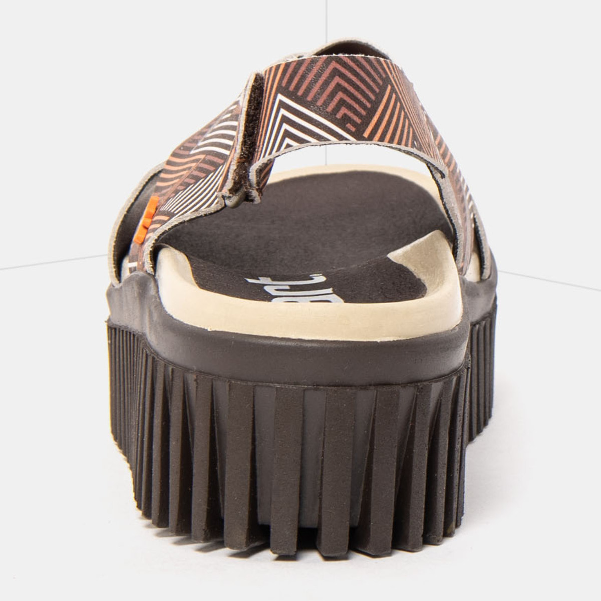 Sandalia de cuña 1574 FANTASY LINES BROWN/BRIGHTON color Lines brown