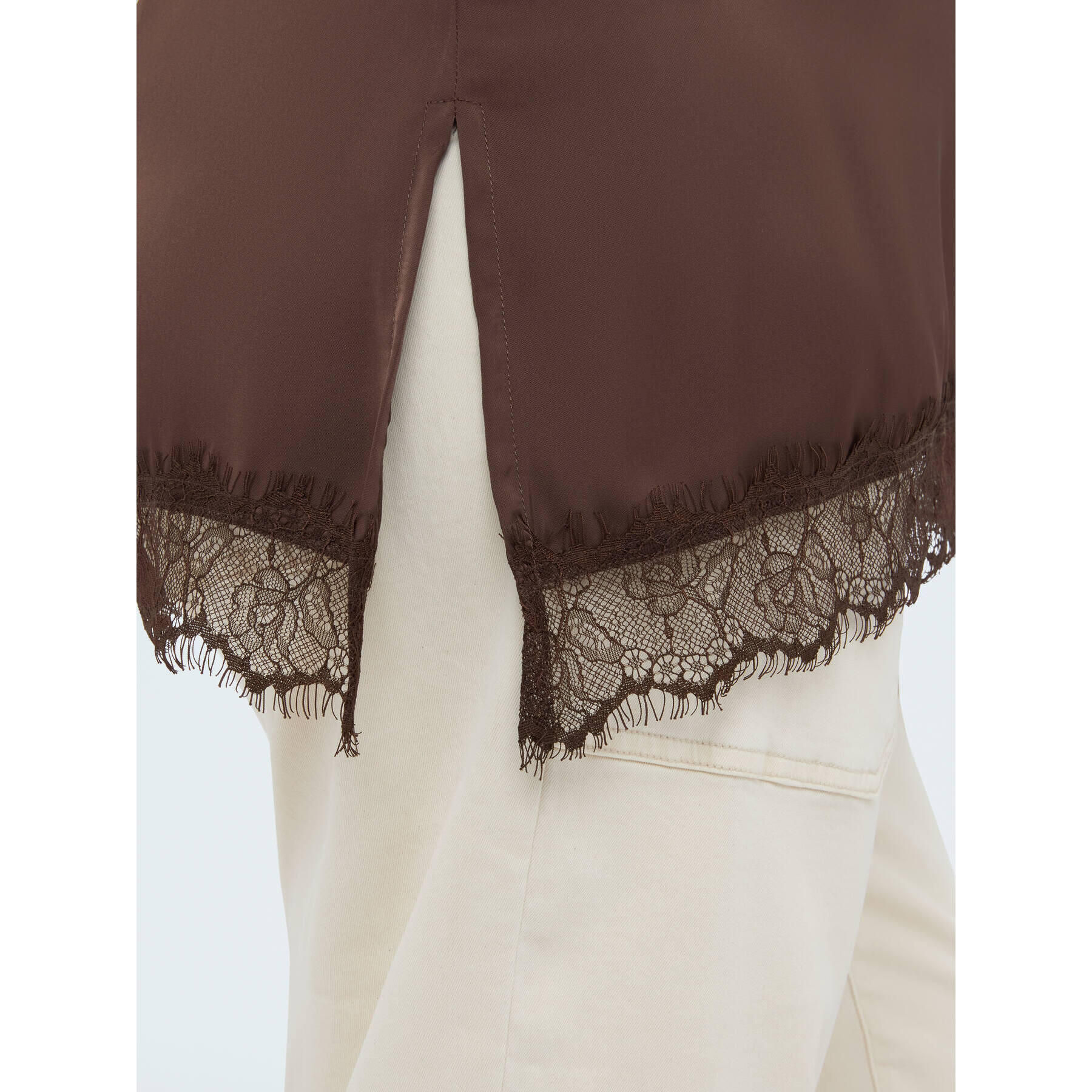 Fiorella Rubino - Top in raso con dettagli in pizzo - Marrone