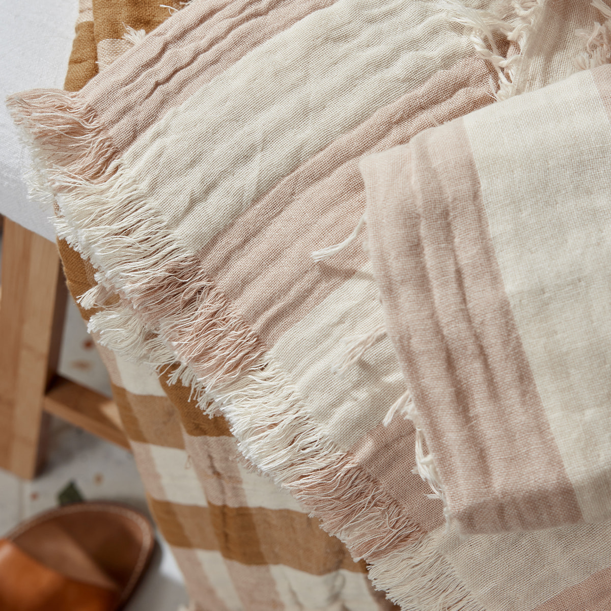 Plaid imprimé en gaze de coton, DAISY, Beige nude