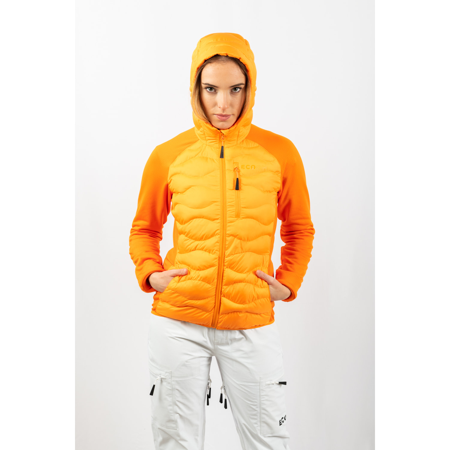 Chaqueta ECOActive Hybrid Insulated Jacket with cap Women dela marca ECOON - Naranja