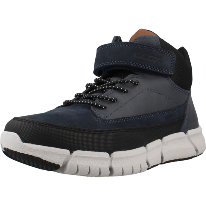 Zapatillas Niño de la marca GEOX  modelo J369BA 032ME J FLEXYPER BOY AZUL