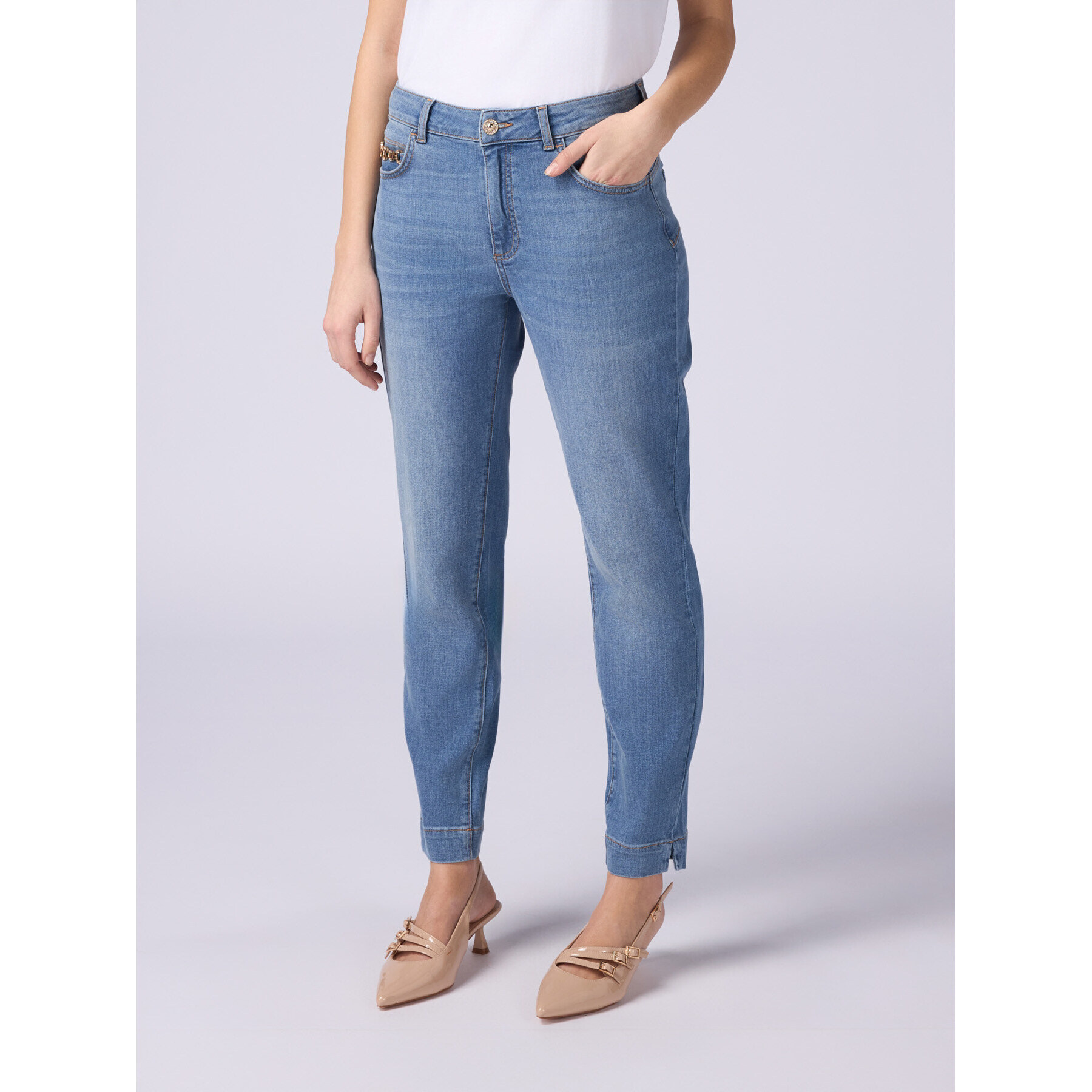 Oltre - Push up skinny jeans with chain detail - Light - blue