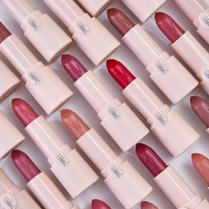 LIP SHOT Rossetto satinato dalla texture leggera ed avvolgente