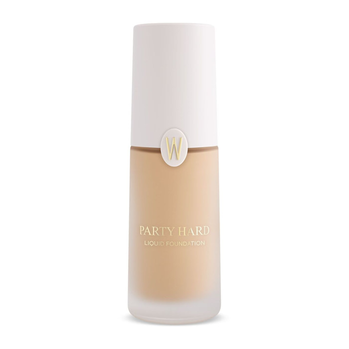 PARTY HARD Fondotinta fluido vegan friendly dal finish luminoso e naturale