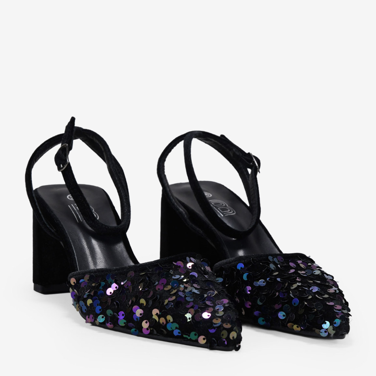 Zapatos de tacón negros con lentejuelas