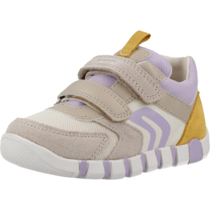 Zapatillas Niña de la marca GEOX  modelo B IUPIDOO BEIS