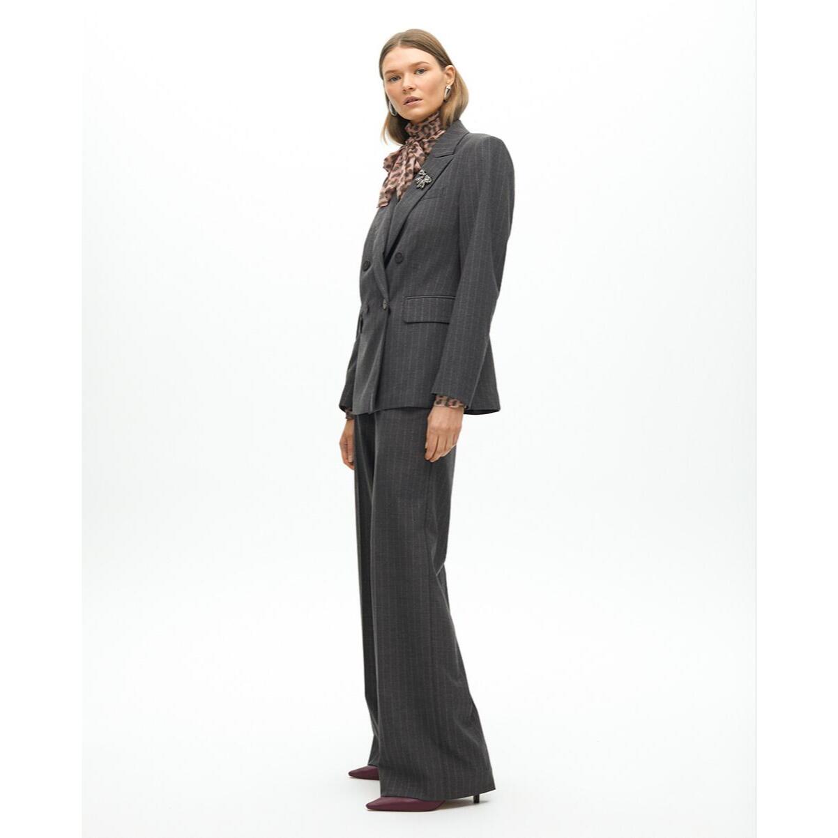 Pantaloni dritti a righe con elastico in vita