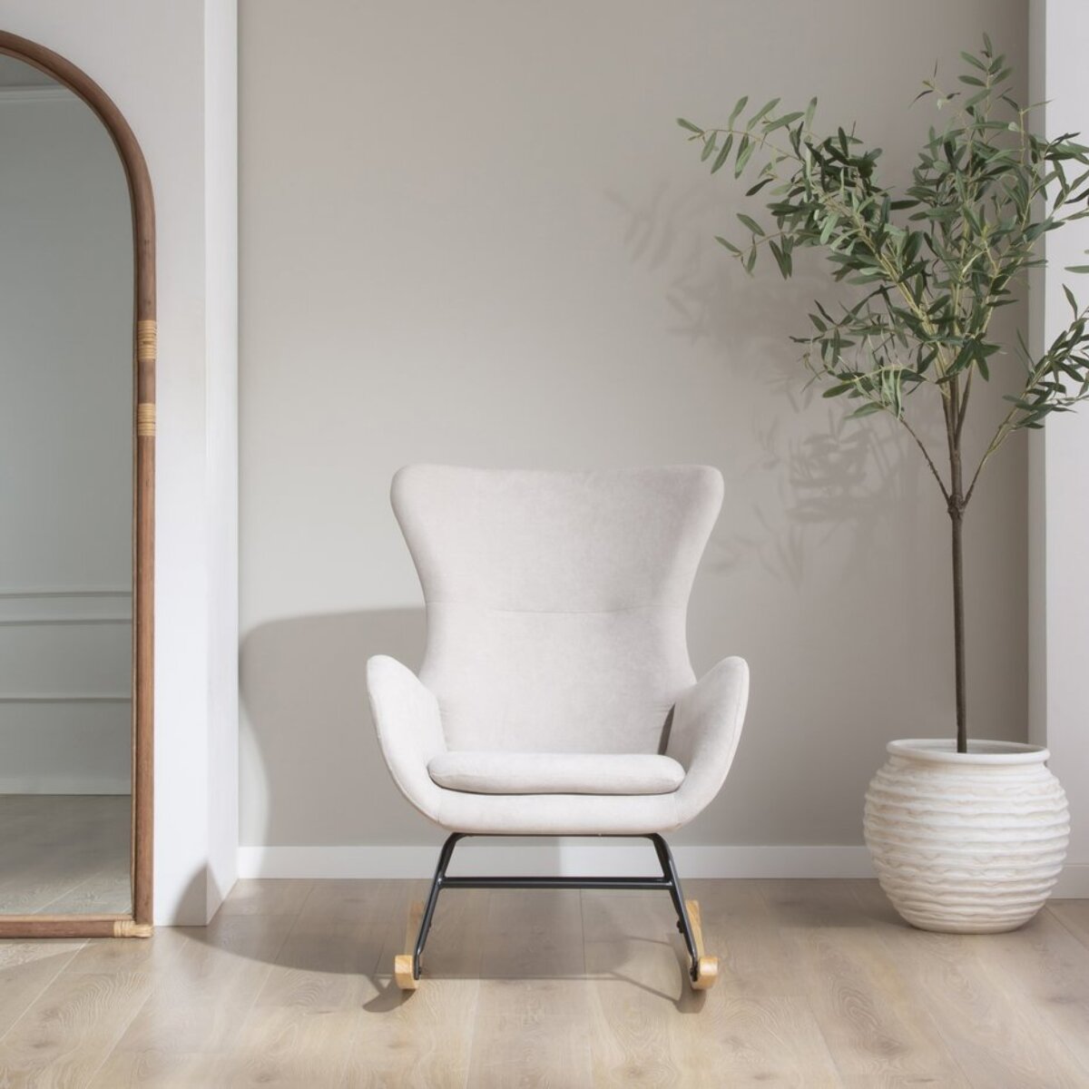 Fauteuil Vinci -siège en acier, contreplaqué, mousse et tissu-couleur beige 92 x 80 x 67 cm