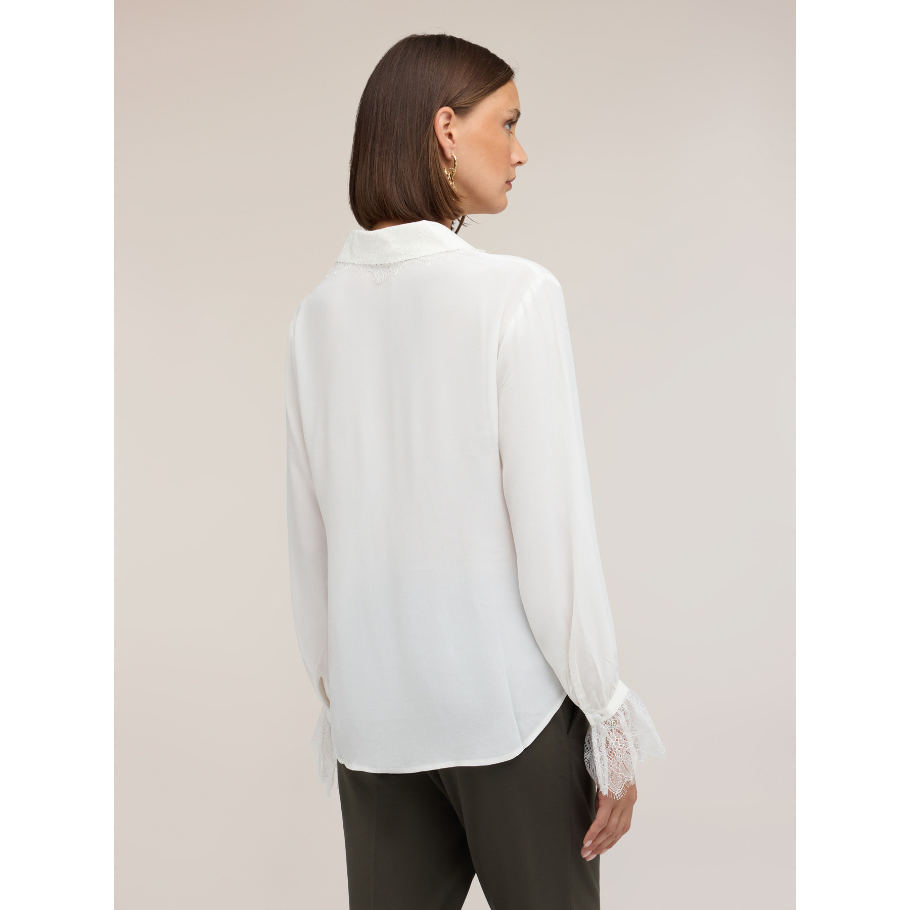 Motivi - Camicia in crêpe de chine con inserti in pizzo - Bianco