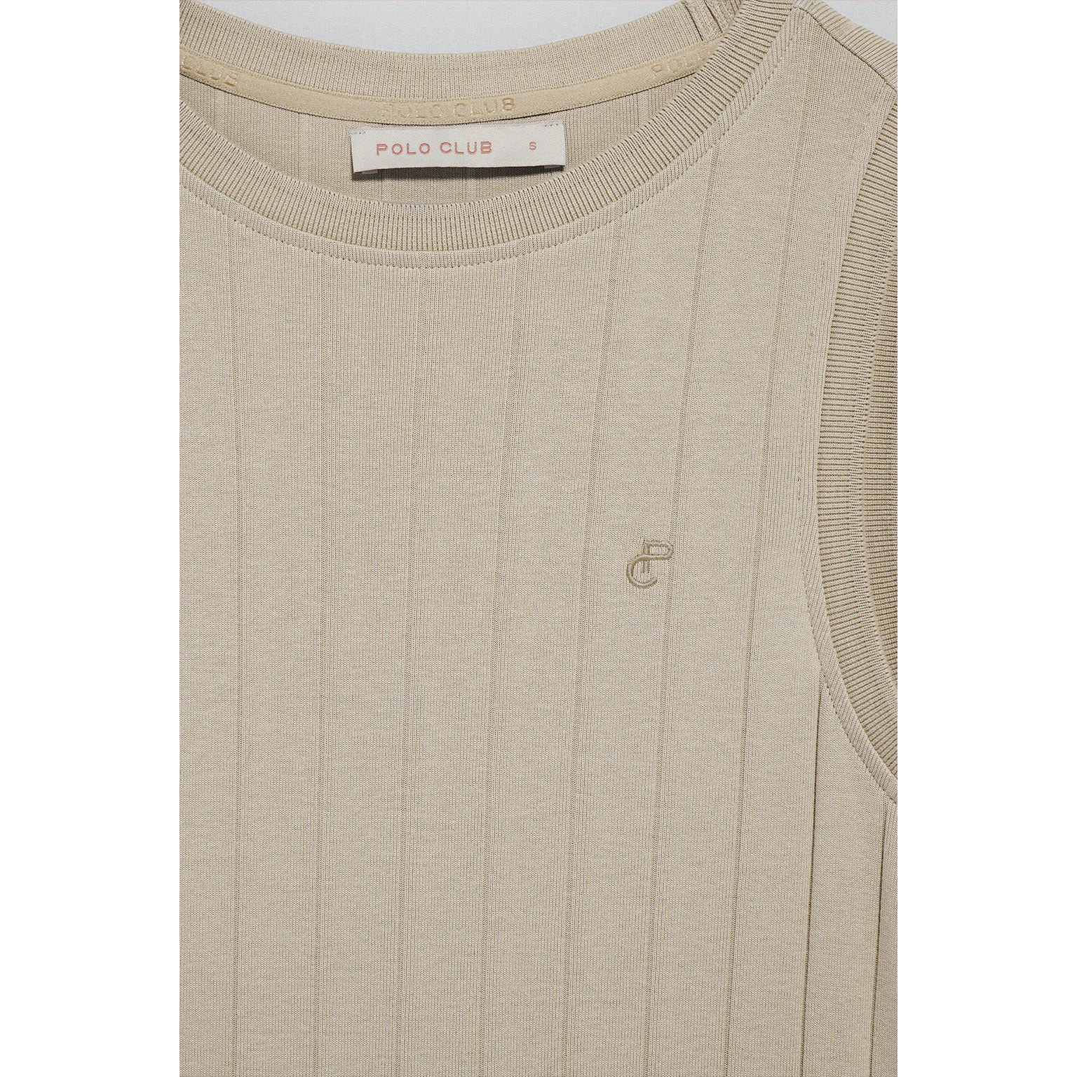 Vestido beige largo y acanalado con monograma bordado