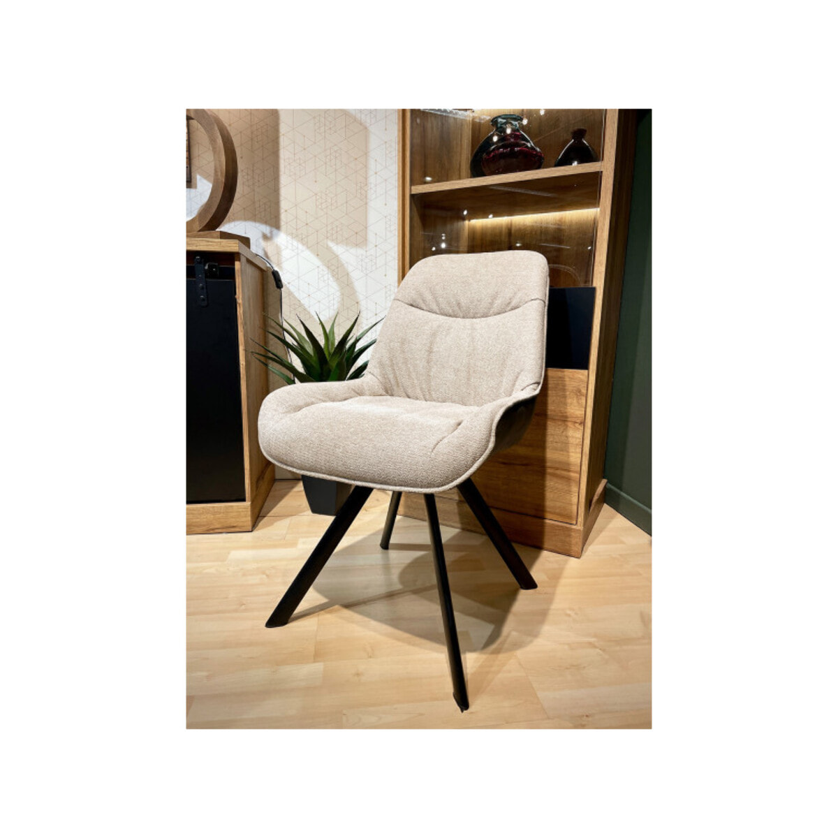 Chaise pivotante écru 180° design moderne et confortable - GABIN