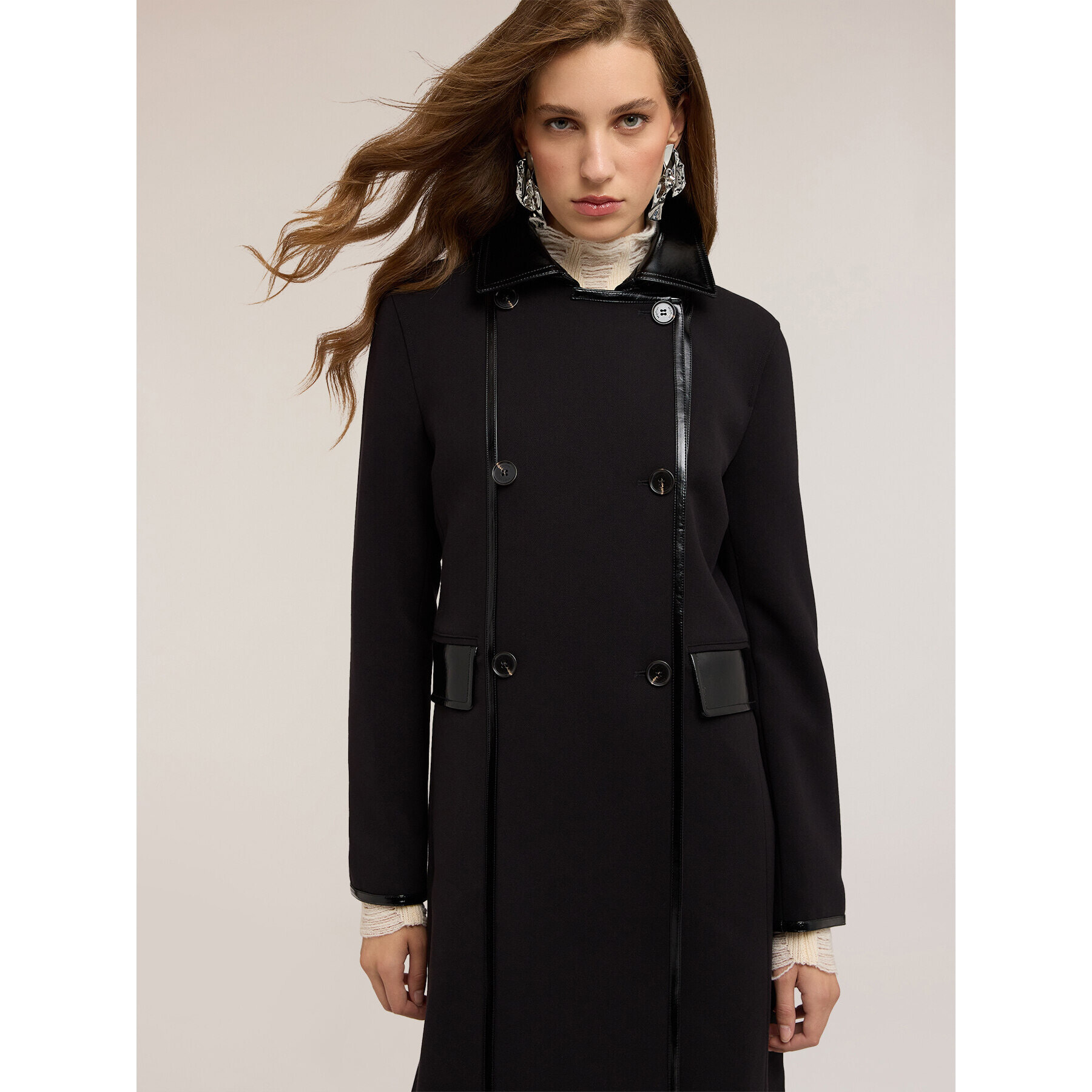 Motivi - Cappotto in poliviscosa con inserti in vernice - Nero