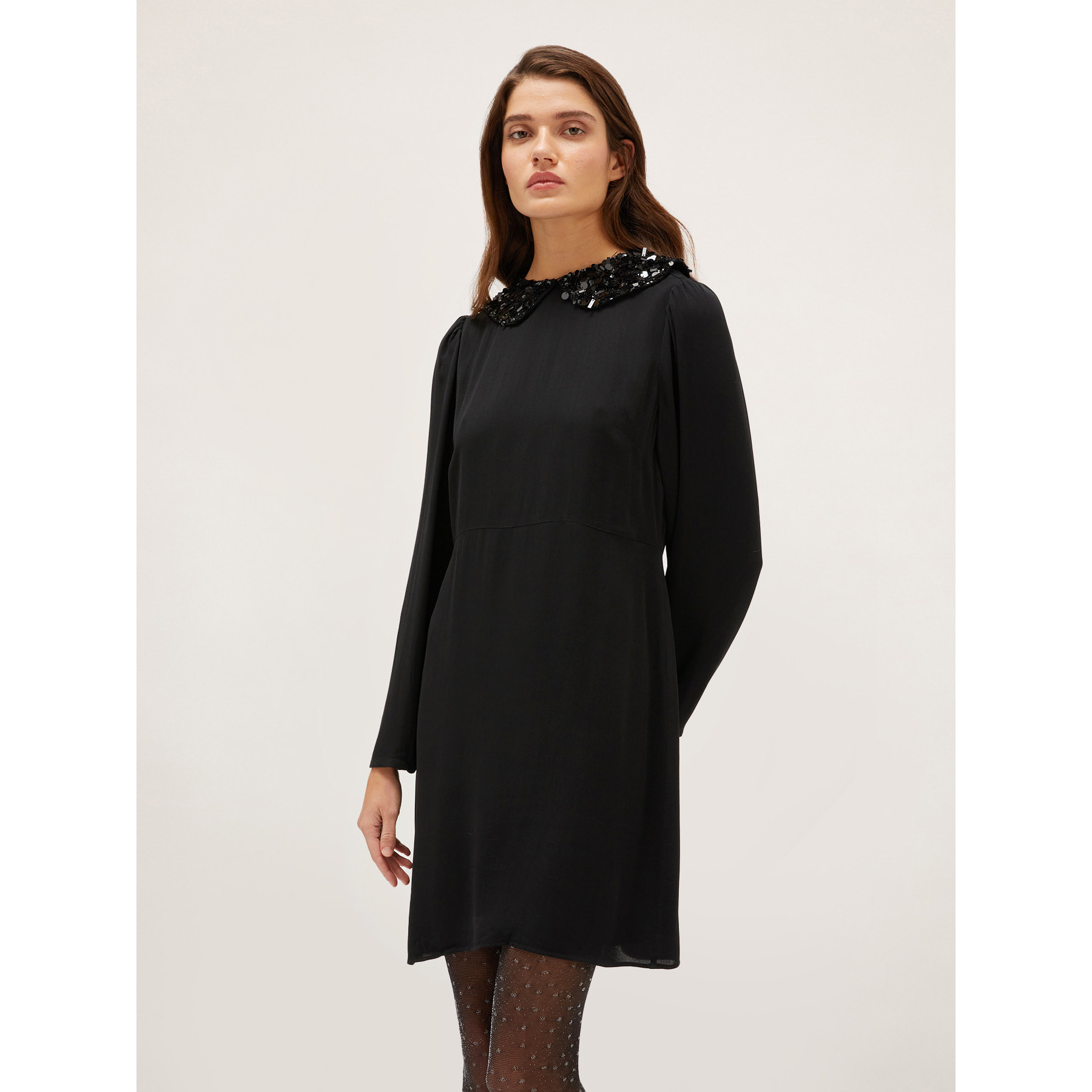 Motivi - Vestido corto con cuello bordado - Negro