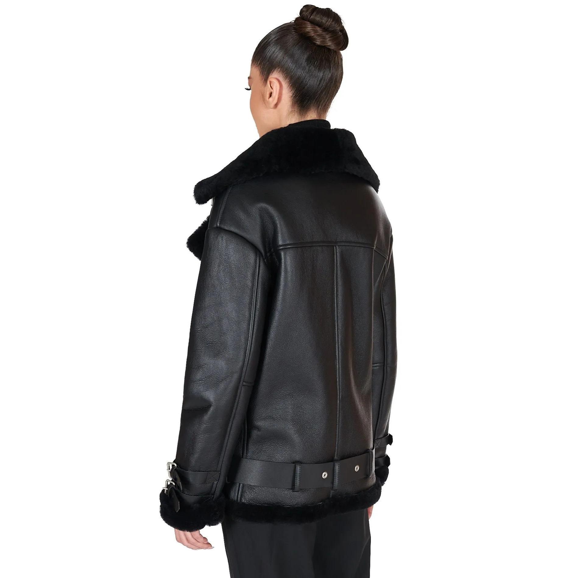 Chiodo in Montone Shearling nero versione oversize