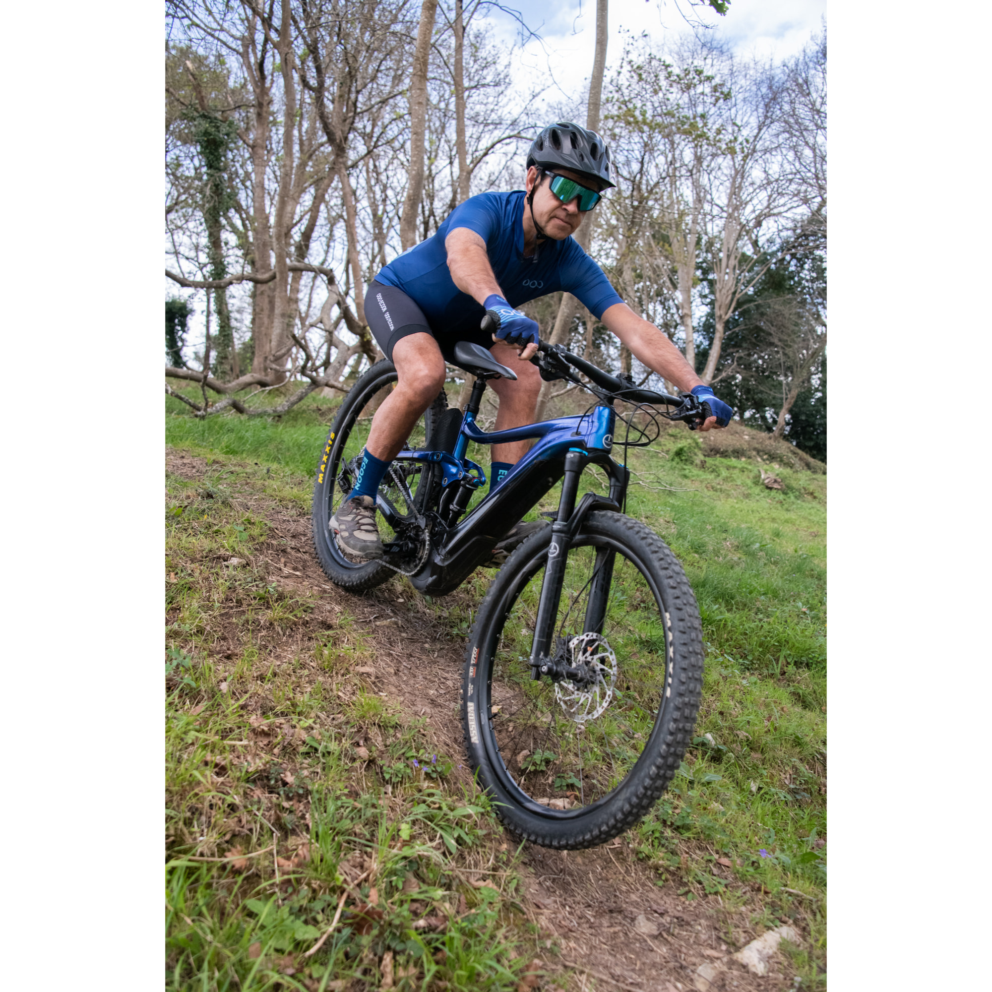 Guantes de ciclismo ECOON modelo Alpe en color Azul