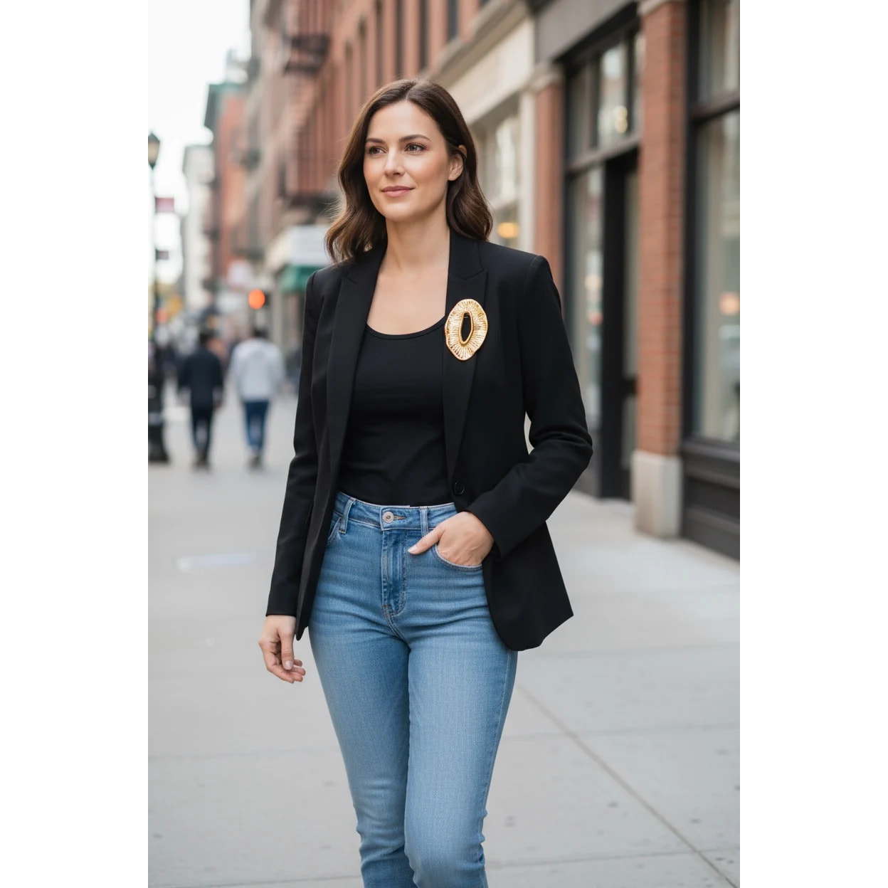 Broche Eclipse chapado dorado XXL.