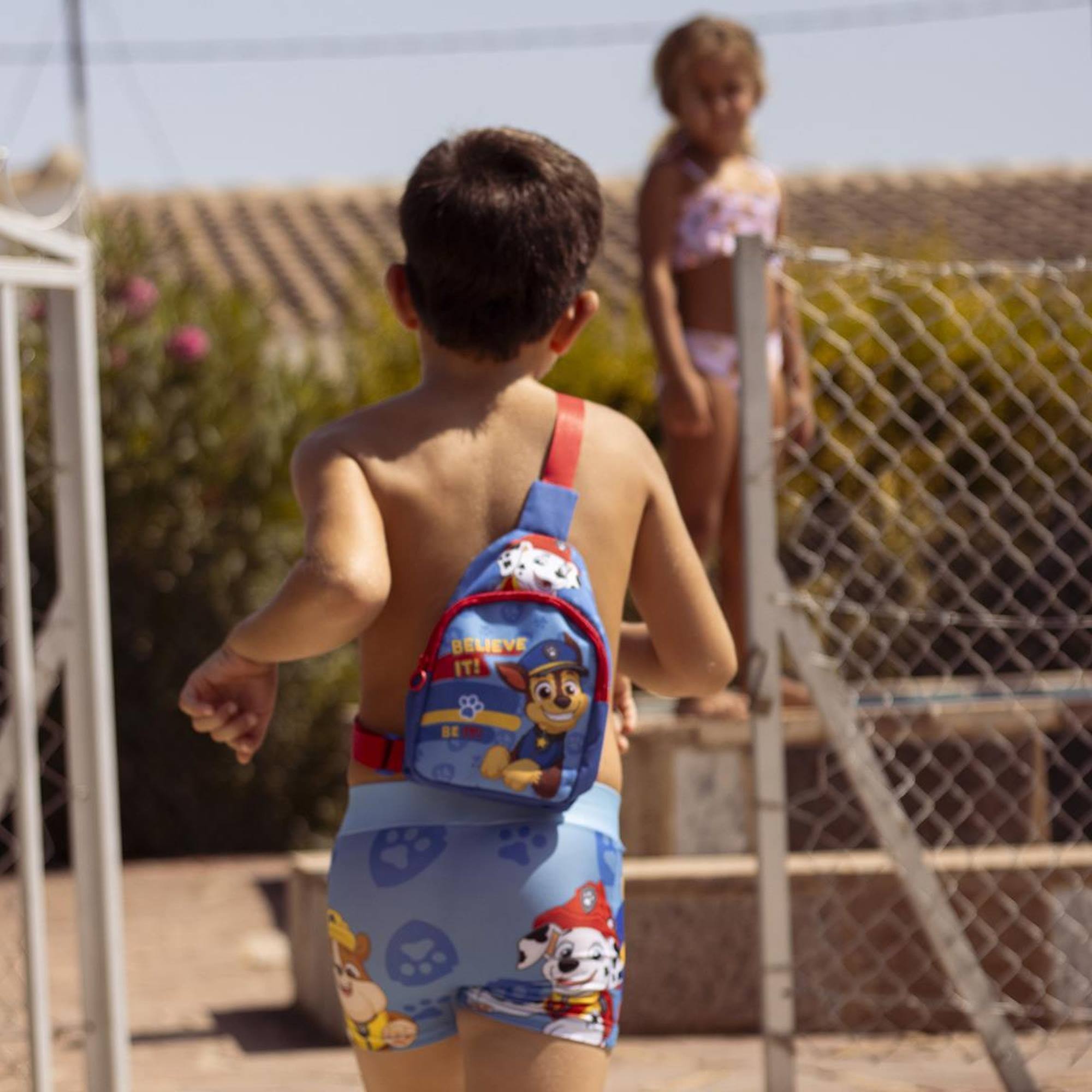 Mochila bandolera paw patrol - color azul - 13x23x7cm - fabricada en poliéster - bandolera infantil con asas ajustables - compartimento principal