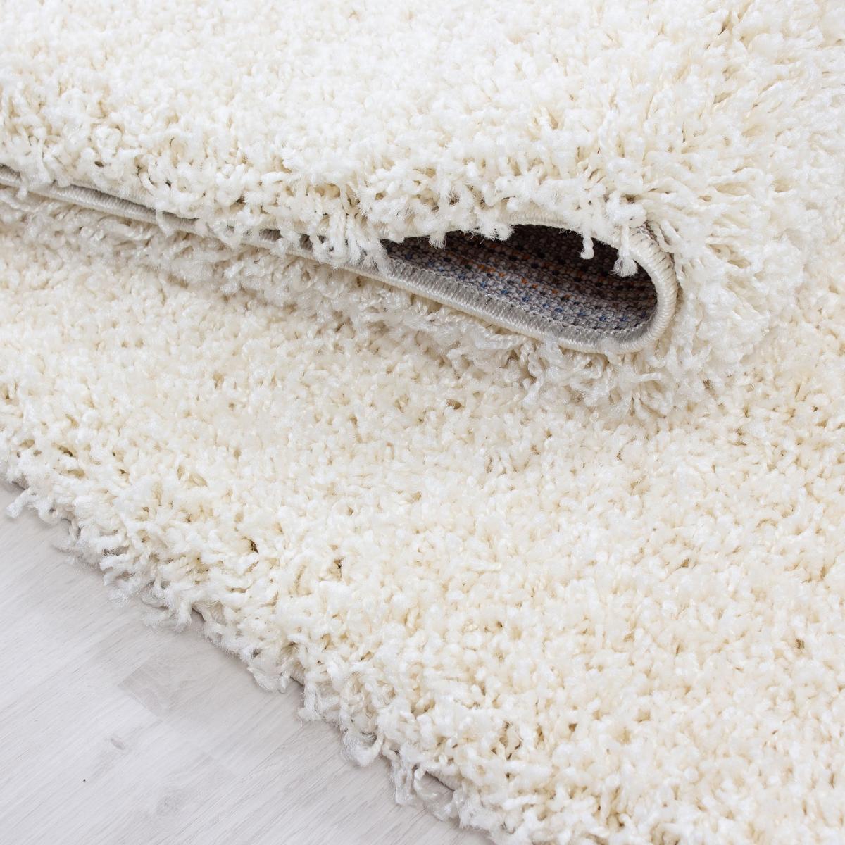 Tapis poils longs shaggy tissé motif uni ROCA