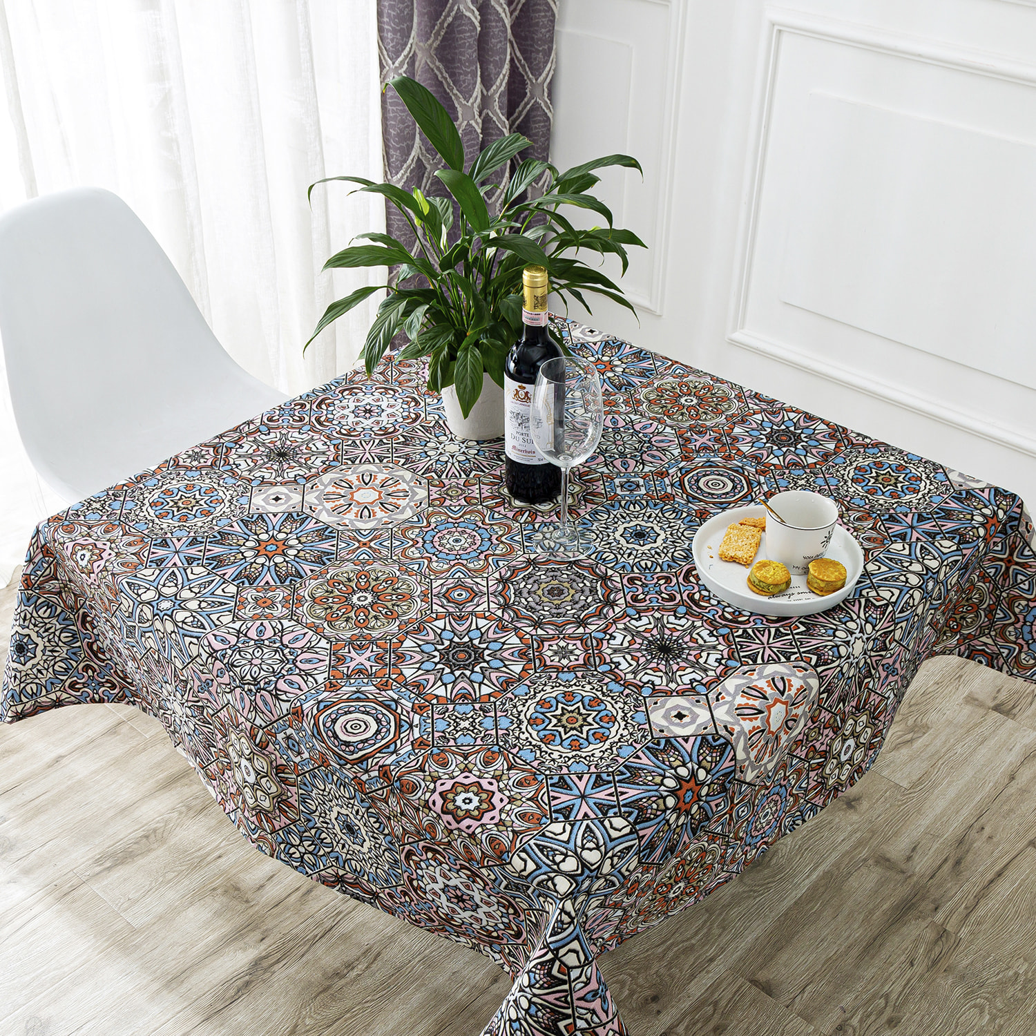 Tovaglia antimacchia 140x240 cm.