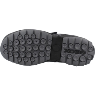 Zapatillas Niño de la marca GEOX  modelo J NEW SAVAGE BOY A GRIS